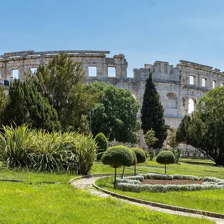 Marialba By Interhome Villa Pula