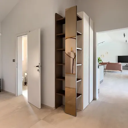 Marialba By Interhome Pola