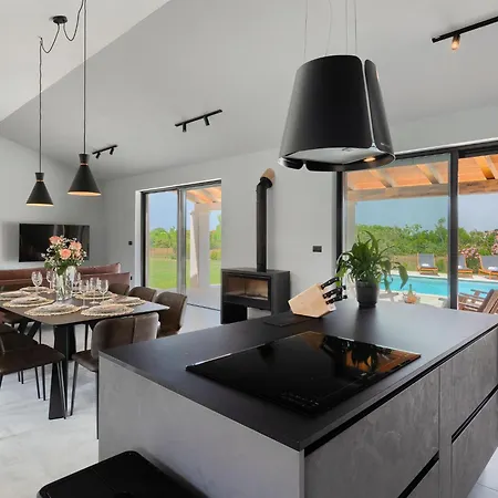 Marialba By Interhome * Pula